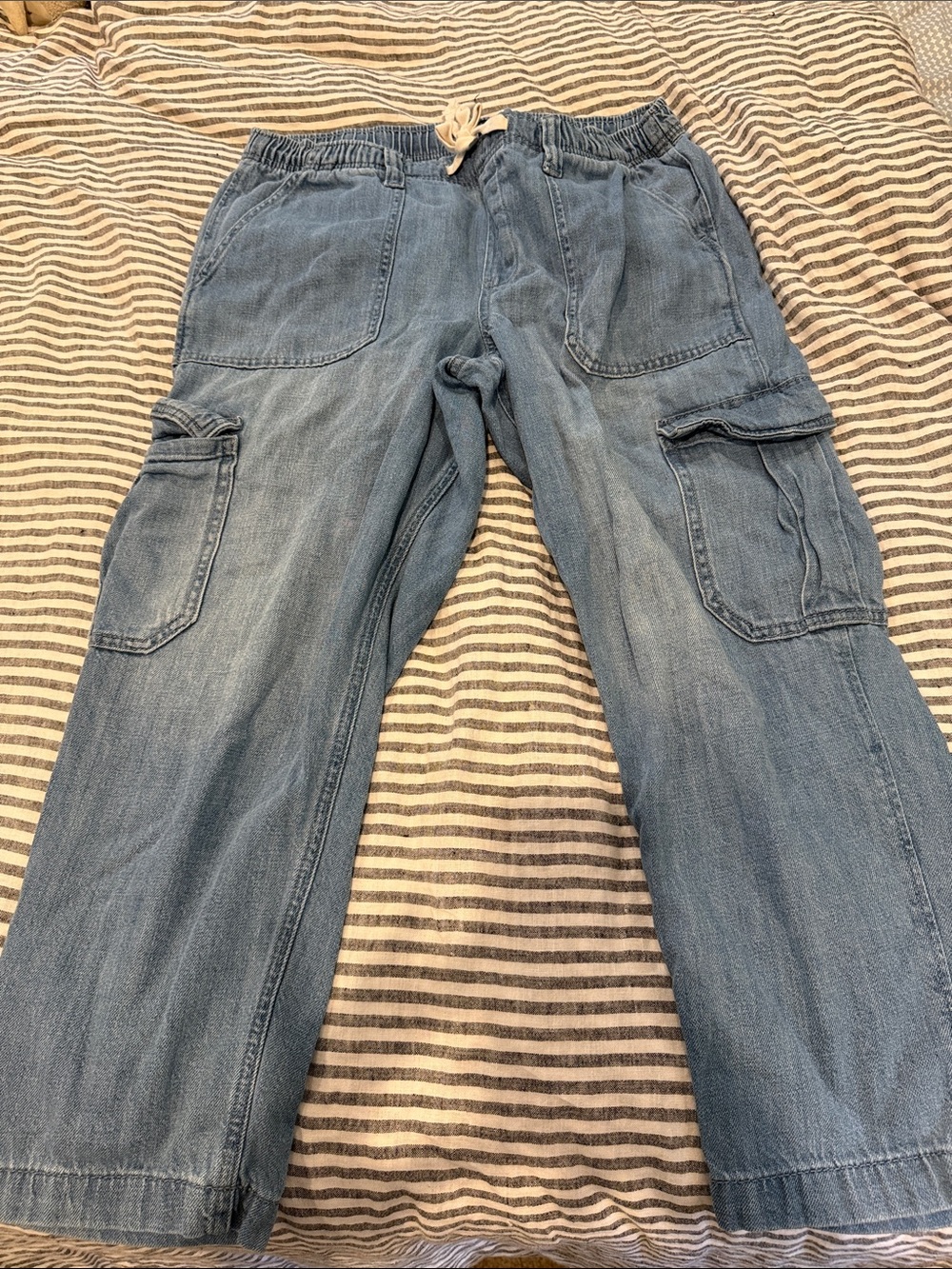 GAP Light Blue Denim Cargo Joggers with Cream Drawstring